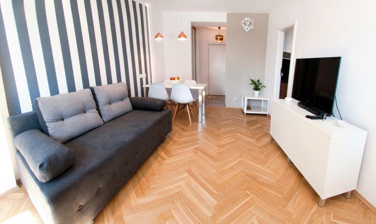 Old Town Grand Theatre Apartment Varsó Kültér fotó